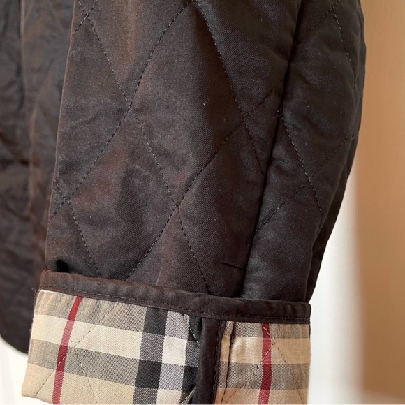 Burberry jacket - Picture 3 of 10